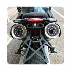 Verstelbare kentekenhouder Mad Doctor voor Yamaha MT-03 met achterlicht + richtingaanwijzers