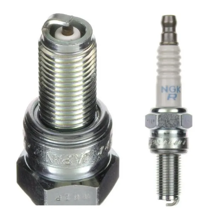 Candela NGK CR8EB per Aprilia, Gilera, Vespa e altri | Rif. CR8EB